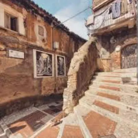 A Casa Di Nel Borgo Medievale