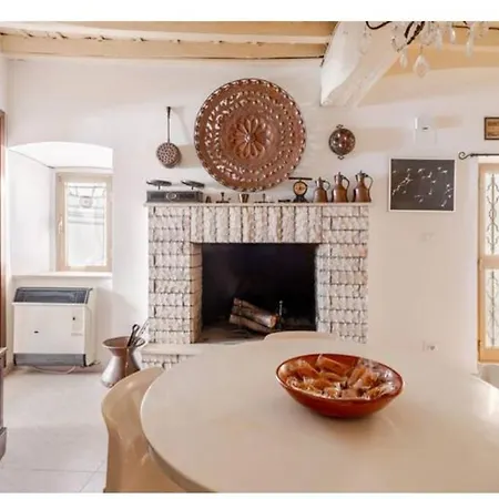 Appartamento A Casa Di Nel Borgo Medievale Poggio Moiano